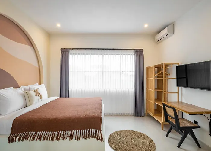 3 Bd With Rooftop Jacuzzi And Glass Pool 别墅 坎古